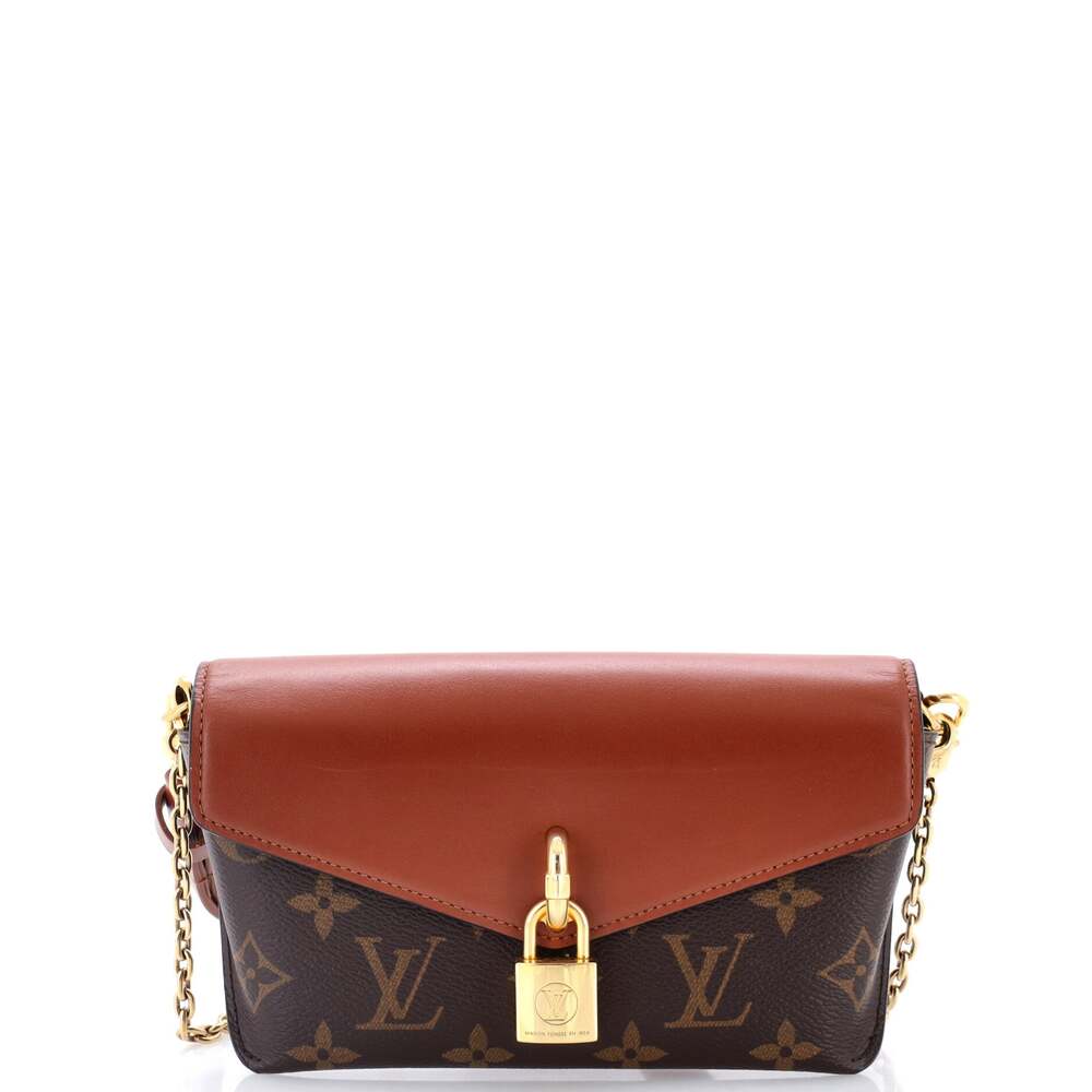 Louis Vuitton Padlock On Strap Handbag #323435L17B